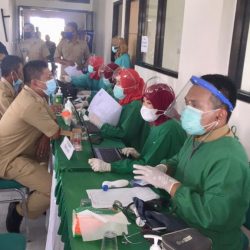 VAKSINASI COVID19 NAKES PUSKESMAS TEMBELANG